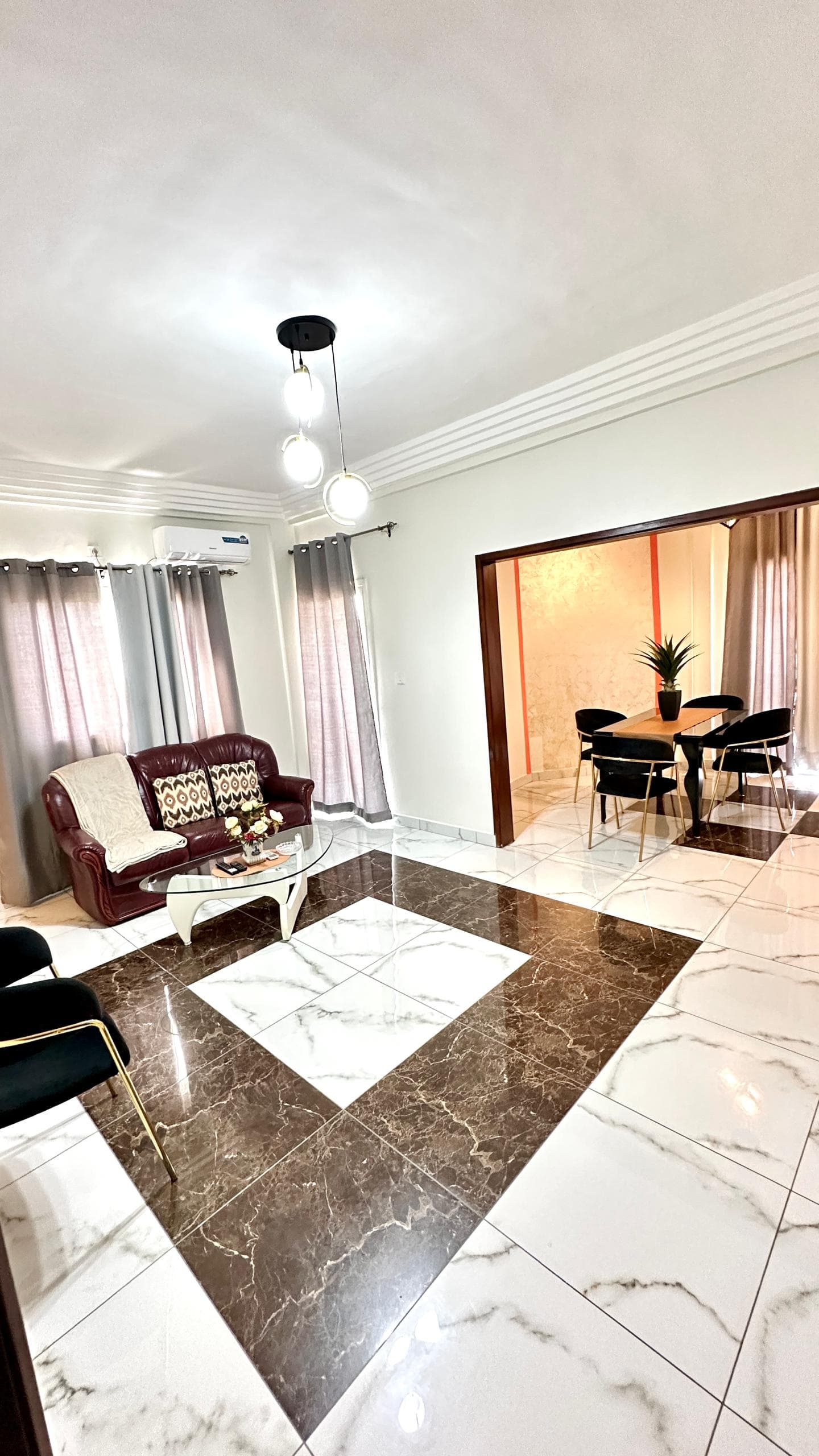 Studio VIP Balcon 1